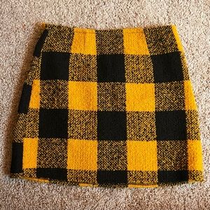 YELLOW CHECKERED COTTEN MINI SKIRT 💛🥂🐯